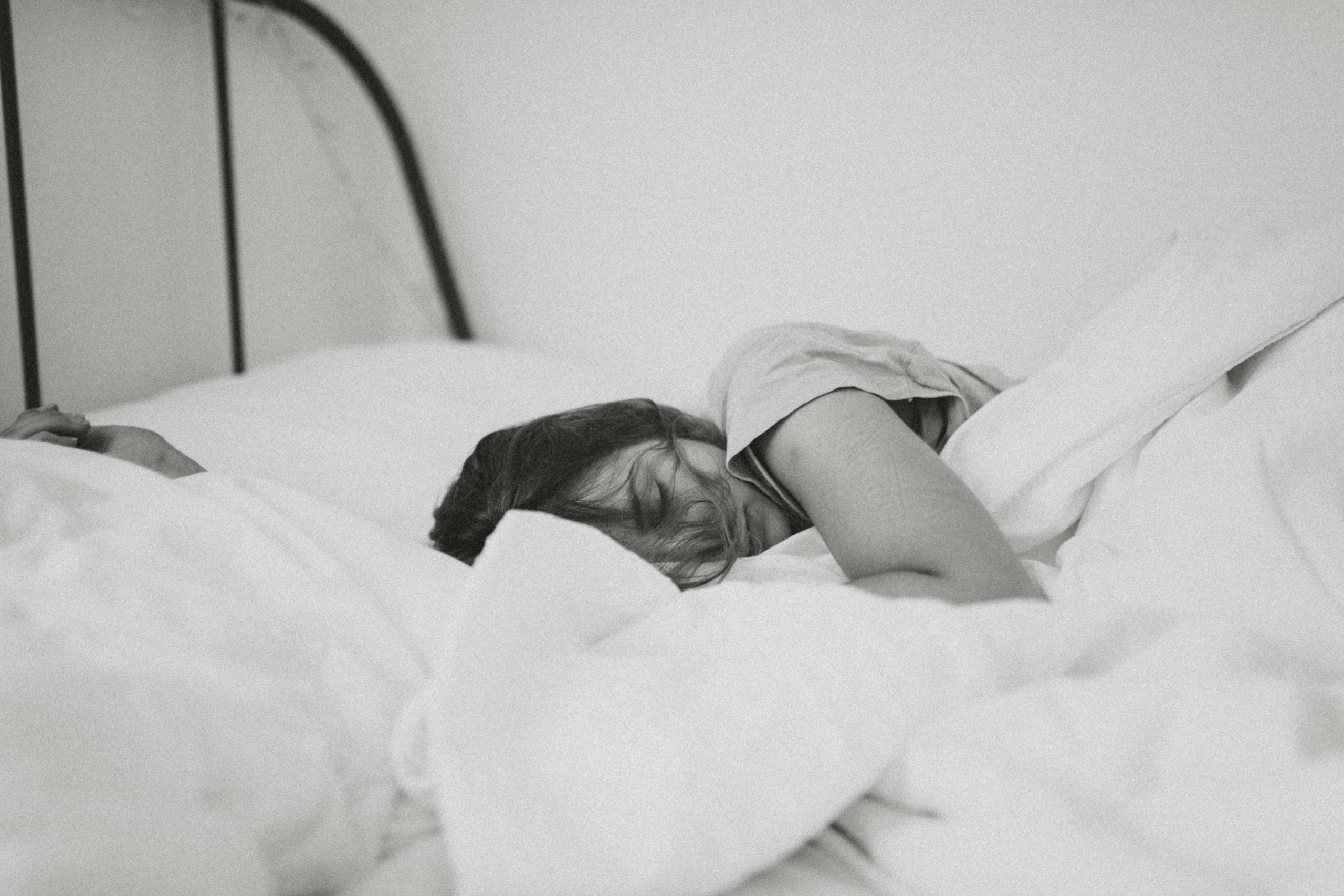 Person struggling to sleep, symbolizing insomnia and sleep disorder treatment at Ventana Mental Health